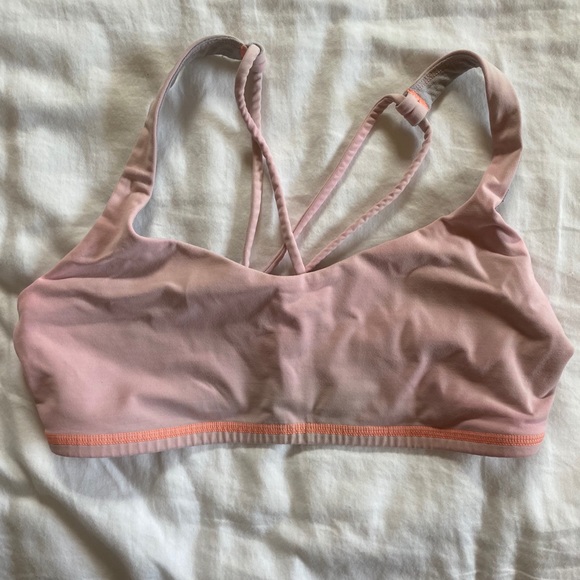 SOLD Lulu lemon sports bra - Picture 1 of 2